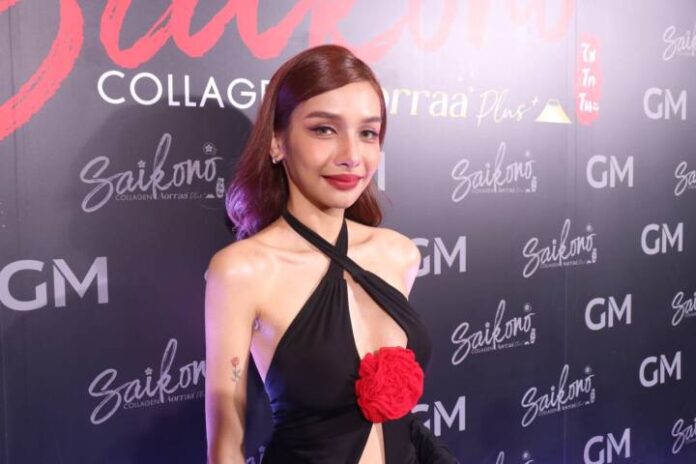 EA00A16C-D64D-4EAA-B7B2-6D44603636C6