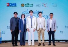 ES เปิดตัวเซรั่มบูสต์ผิว 3 สูตร คว้า “บุ๊ค กษิดิ์เดช” นั่งแท่นพรีเซ็นเตอร์คนแรกของแบรนด์